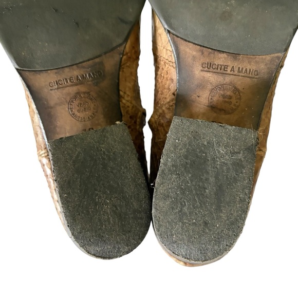 Italian Progetto Verio Cuoio Women’s Tan Snake Skin Booties Sz 38 - Picture 8 of 8